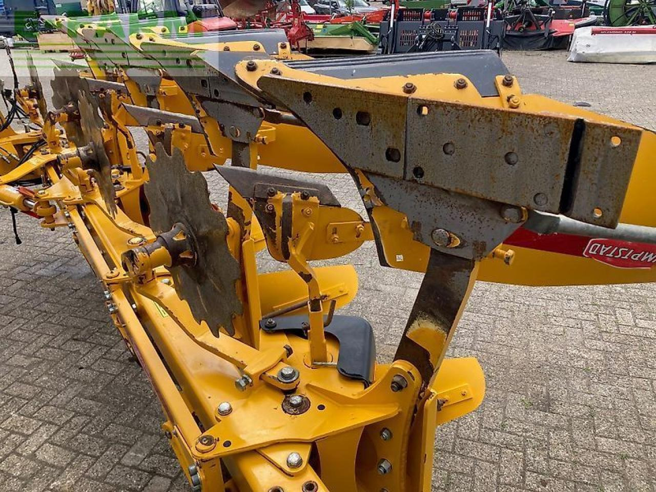 Rumpstad 480v4+0-100l - Charrue: photos 4 Rumpstad 480v4+0-100l - Charrue: photos 4