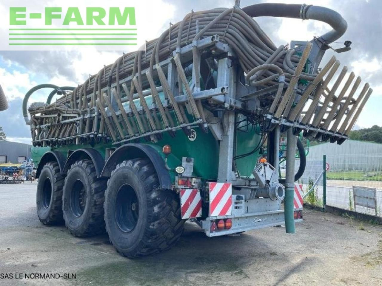 Samson pg 25 - Tonne à lisier: photos 2 Samson pg 25 - Tonne à lisier: photos 2