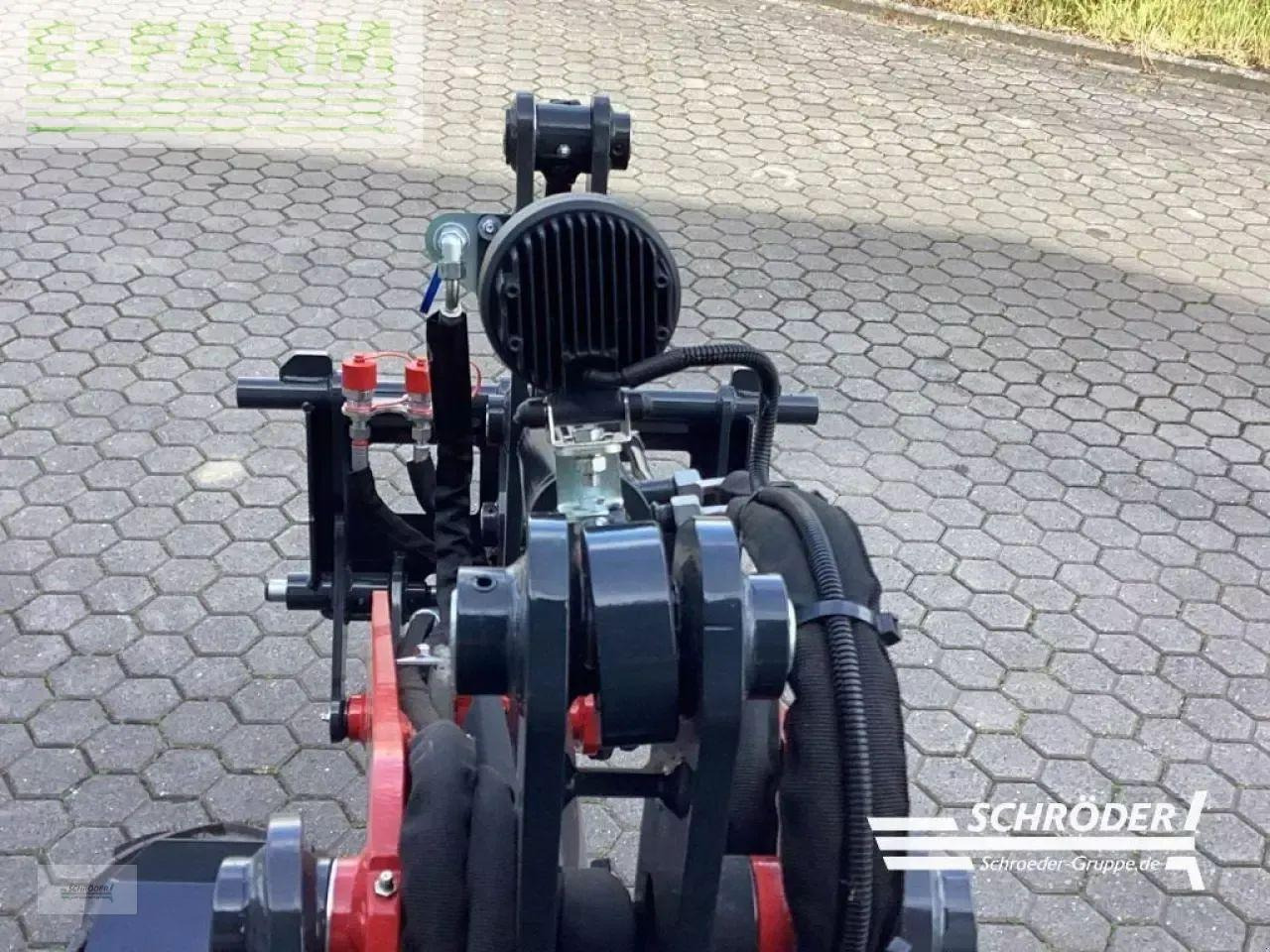 Chargeuse sur pneus Schäffer 1622: photos 13 Chargeuse sur pneus Schäffer 1622: photos 13