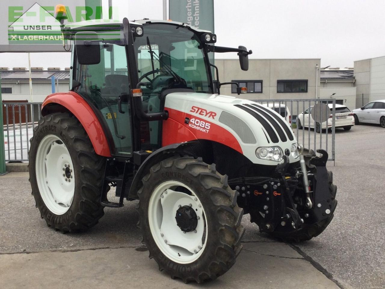 Steyr 4085 Kompakt - Tracteur agricole: photos 4 Steyr 4085 Kompakt - Tracteur agricole: photos 4