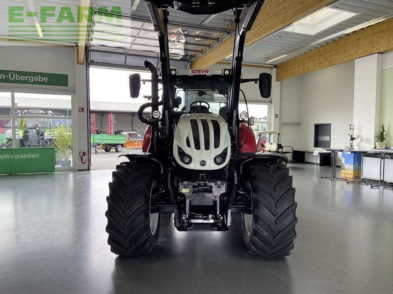 Steyr 4145 profi cvt CVT - Tracteur agricole: photos 4 Steyr 4145 profi cvt CVT - Tracteur agricole: photos 4