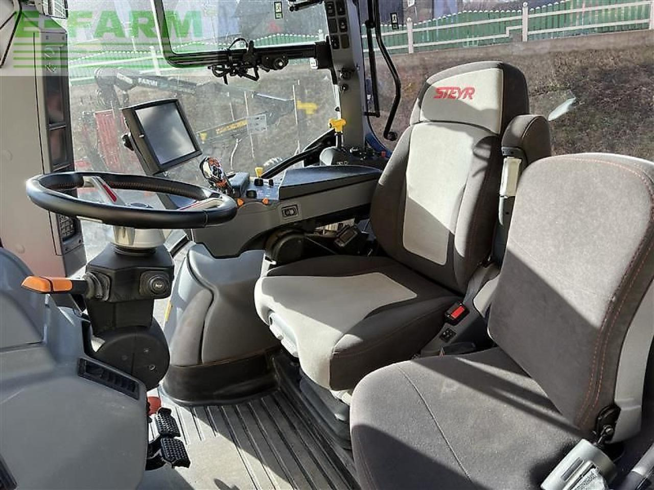 Steyr 6165 impuls cvt CVT - Tracteur agricole: photos 5 Steyr 6165 impuls cvt CVT - Tracteur agricole: photos 5
