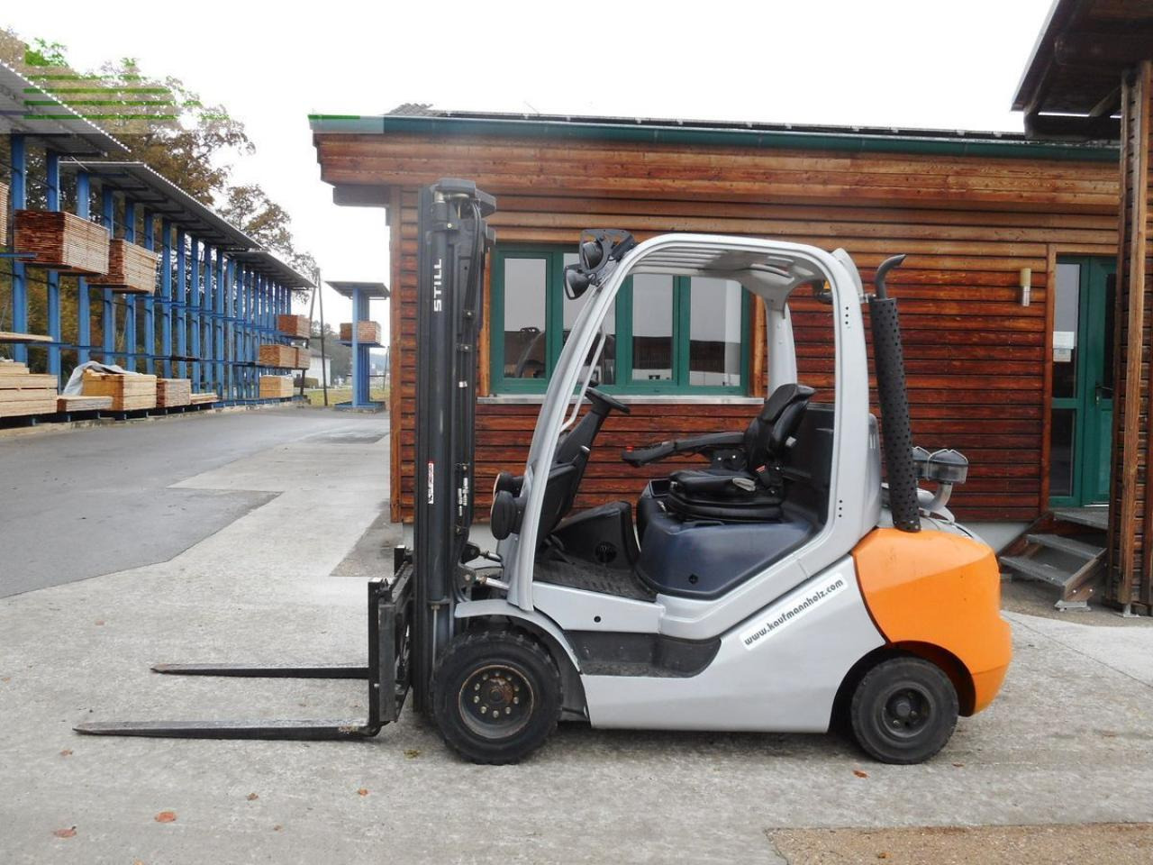 Still rx70-35 hybrid - triplex + ss + 4. kreis! - Chariot élévateur: photos 1 Still rx70-35 hybrid - triplex + ss + 4. kreis! - Chariot élévateur: photos 1