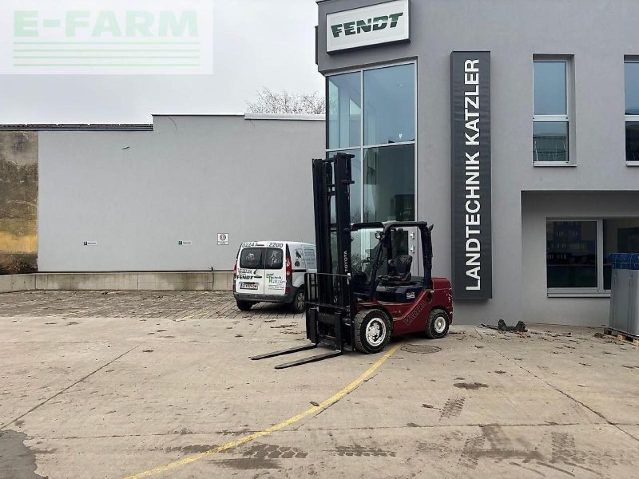 Toyota type 02-8fdfj35 - Chariot élévateur: photos 1 Toyota type 02-8fdfj35 - Chariot élévateur: photos 1