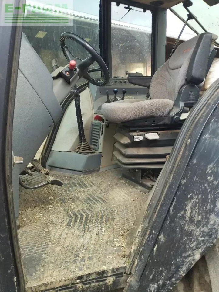 Valtra 8050 hitech HiTech - Tracteur agricole: photos 4 Valtra 8050 hitech HiTech - Tracteur agricole: photos 4