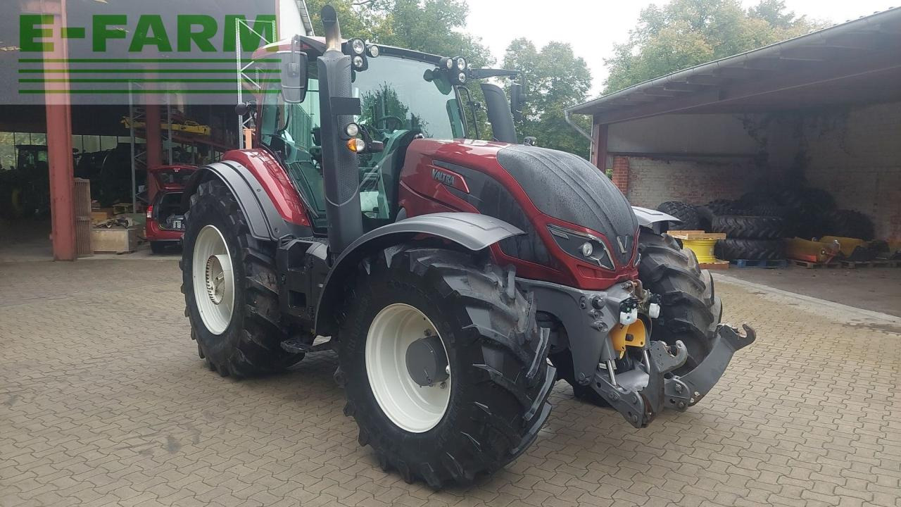 Valtra T 174 - Tracteur agricole: photos 4 Valtra T 174 - Tracteur agricole: photos 4