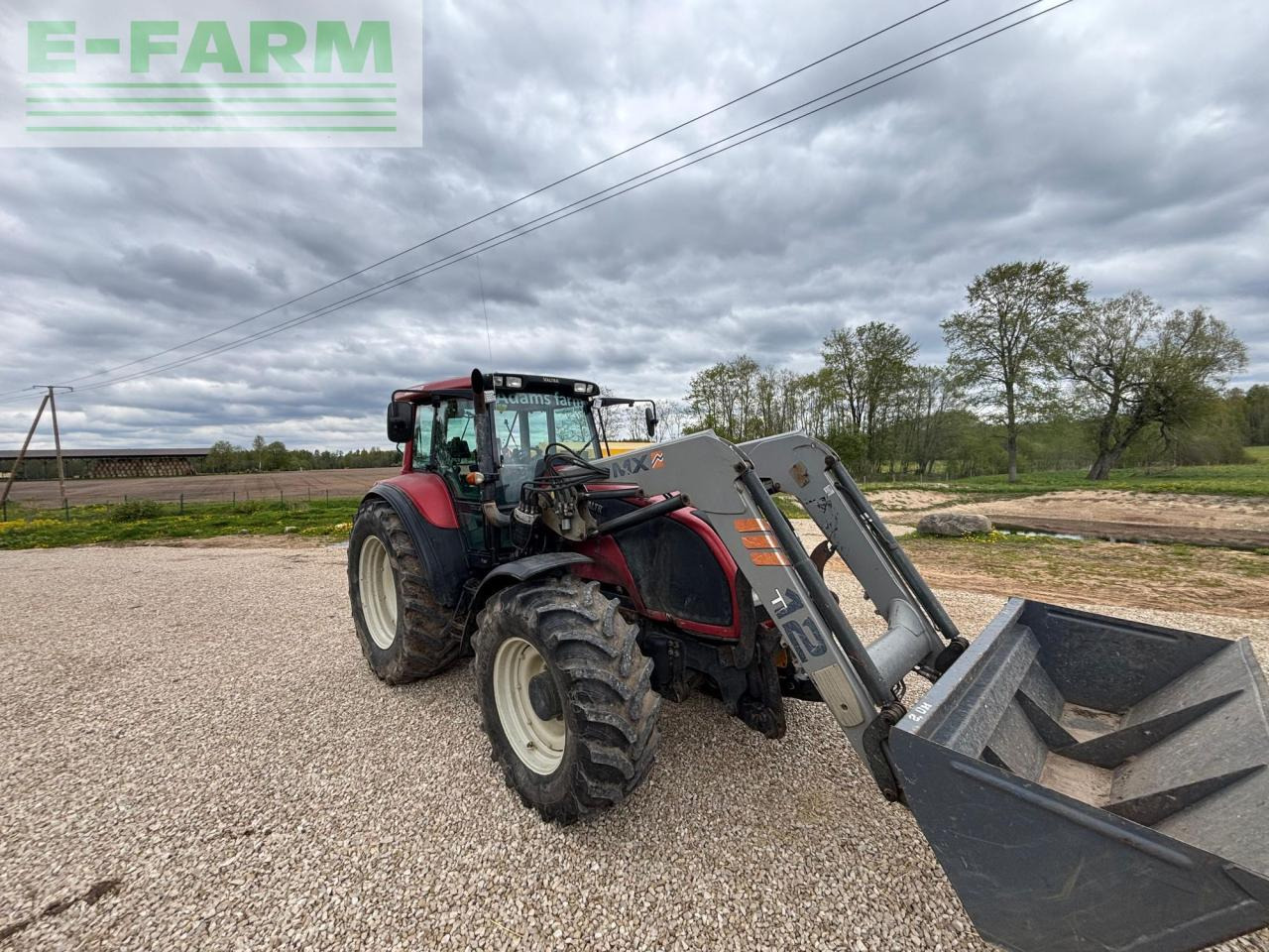 Valtra T130 - Tracteur agricole: photos 1 Valtra T130 - Tracteur agricole: photos 1