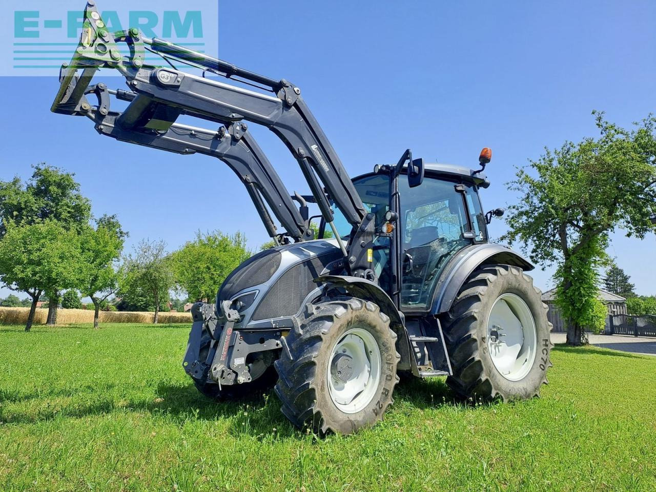 Valtra a 74 - Tracteur agricole: photos 1 Valtra a 74 - Tracteur agricole: photos 1