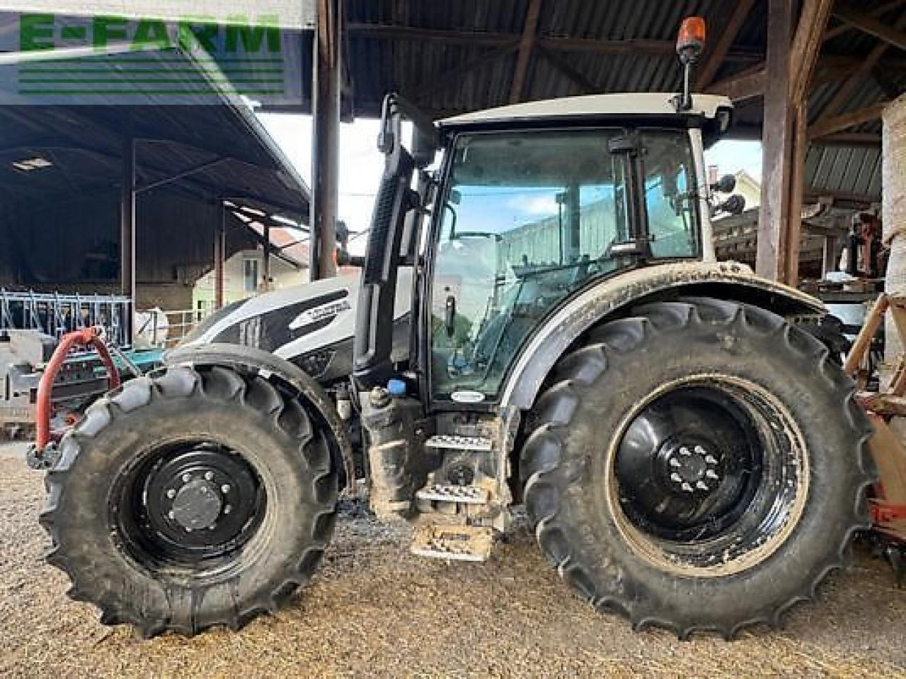 Valtra g125e active Active - Tracteur agricole: photos 3 Valtra g125e active Active - Tracteur agricole: photos 3