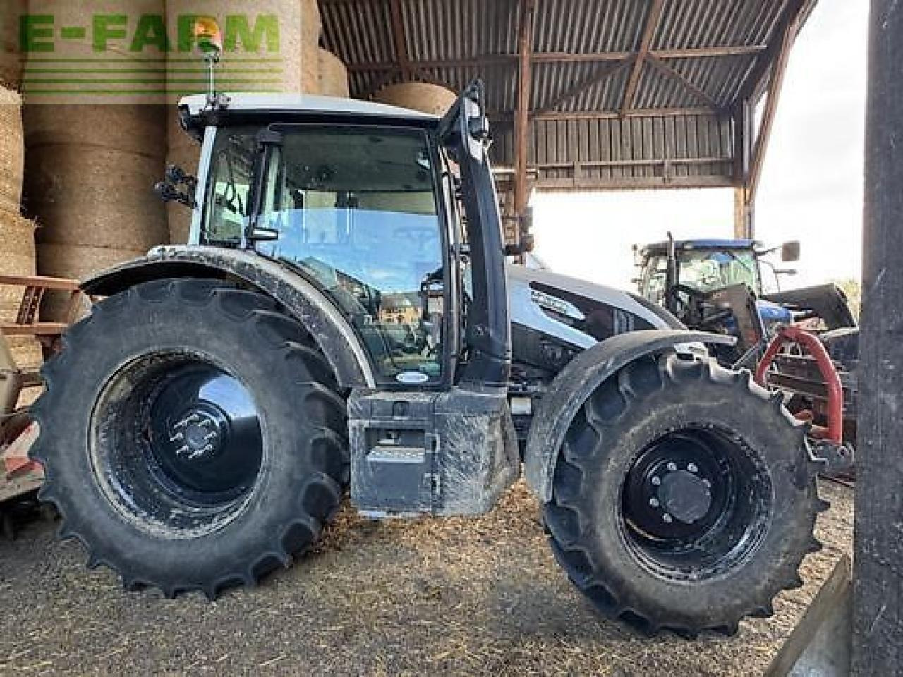 Valtra g125e active Active - Tracteur agricole: photos 2 Valtra g125e active Active - Tracteur agricole: photos 2