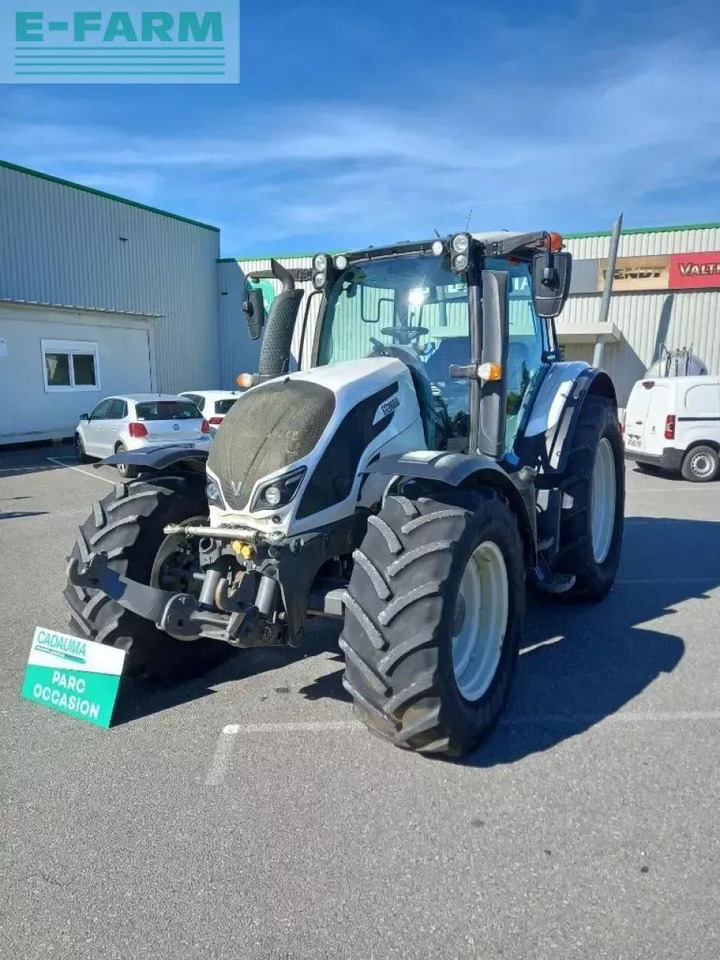Valtra n 134 hitech HiTech - Tracteur agricole: photos 1 Valtra n 134 hitech HiTech - Tracteur agricole: photos 1