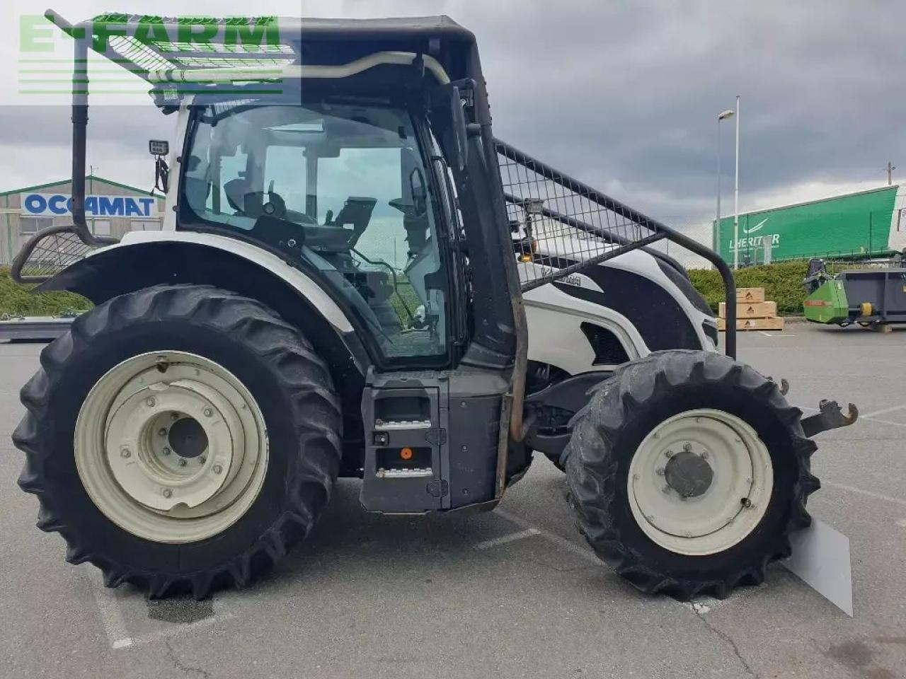 Valtra n 135 direct smarttouch Direct - Tracteur agricole: photos 3 Valtra n 135 direct smarttouch Direct - Tracteur agricole: photos 3