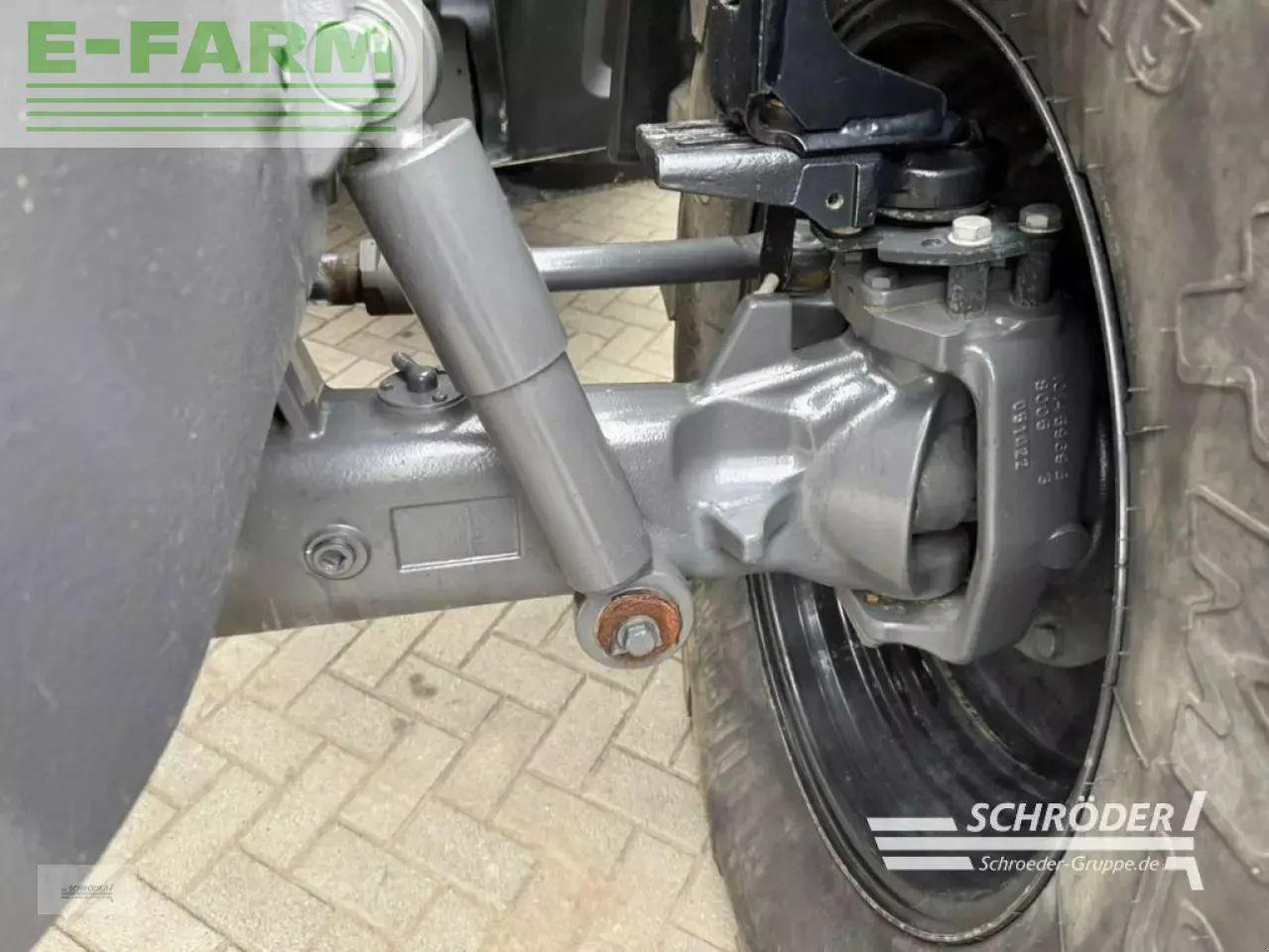 Tracteur agricole Valtra q 305: photos 11 Tracteur agricole Valtra q 305: photos 11