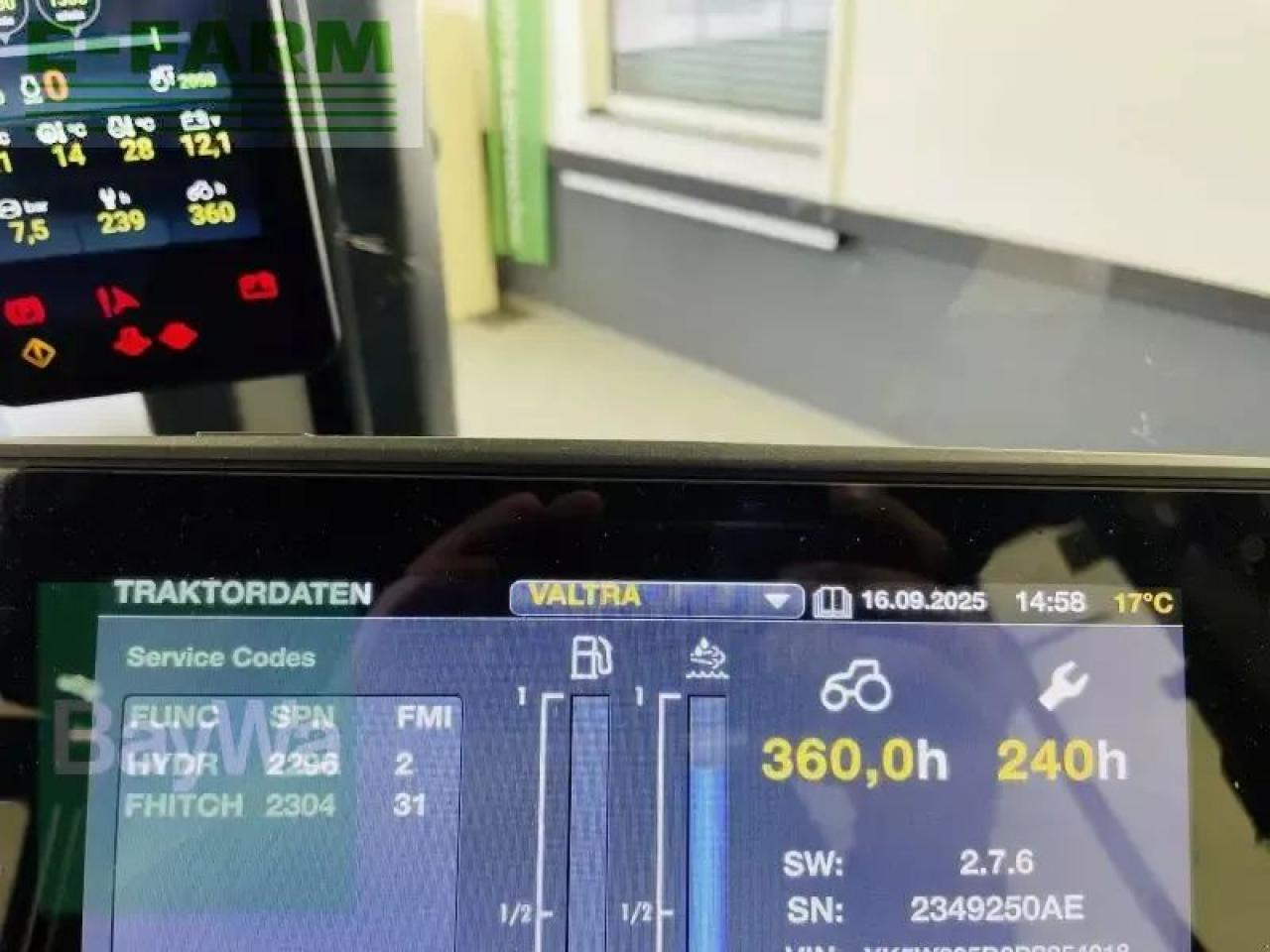 Tracteur agricole Valtra q305: photos 20 Tracteur agricole Valtra q305: photos 20