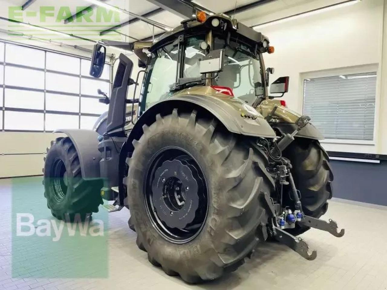 Tracteur agricole Valtra q305: photos 8 Tracteur agricole Valtra q305: photos 8