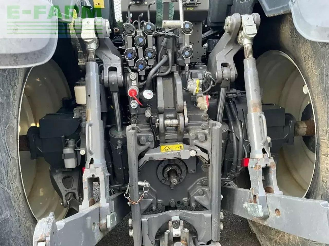 Valtra s 294 smarttouch - Tracteur agricole: photos 5 Valtra s 294 smarttouch - Tracteur agricole: photos 5