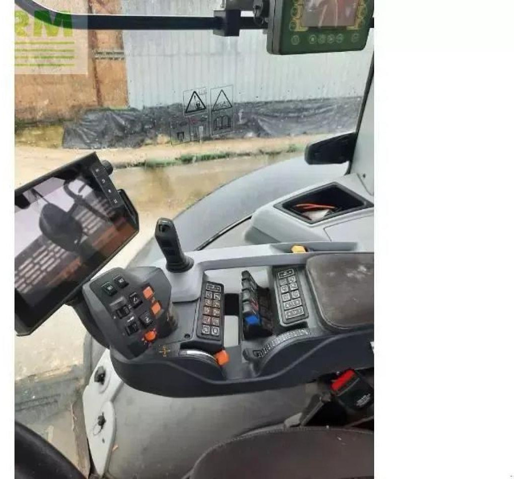 Valtra s374 - Tracteur agricole: photos 3 Valtra s374 - Tracteur agricole: photos 3