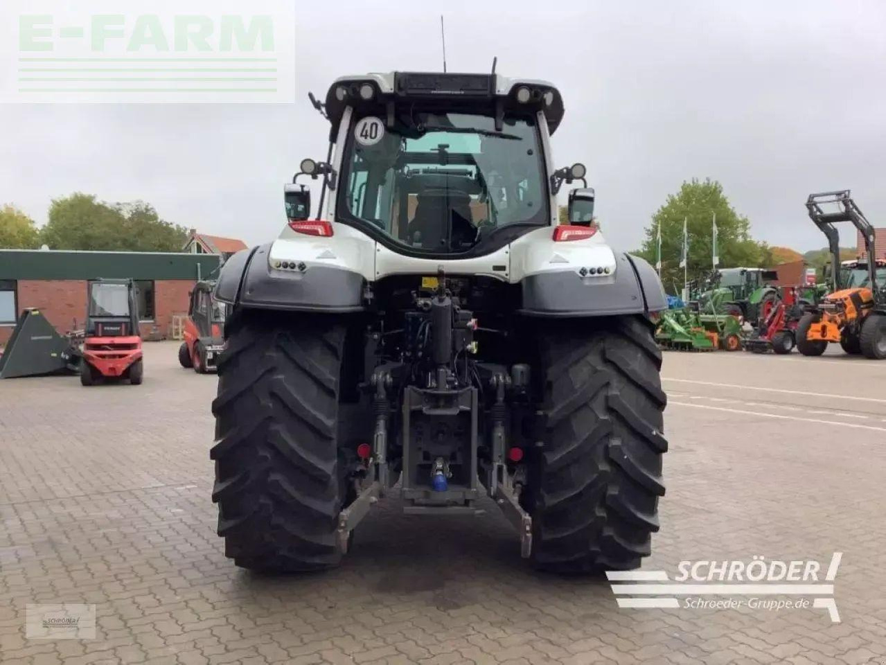 Valtra t 174 ed smarttouch | rtk | unlimited - Tracteur agricole: photos 4 Valtra t 174 ed smarttouch | rtk | unlimited - Tracteur agricole: photos 4