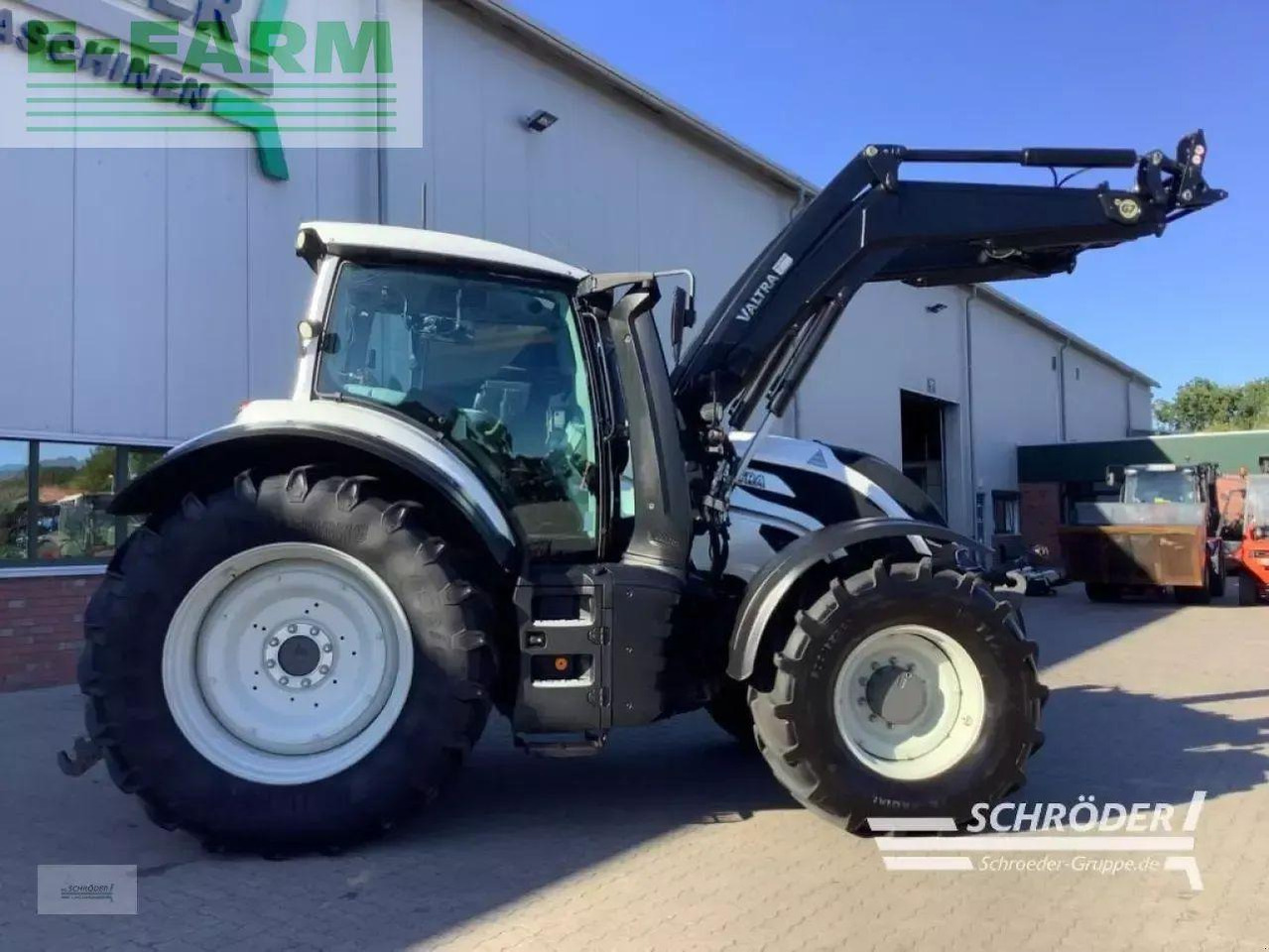Valtra t 174 ed smarttouch | rtk | unlimited - Tracteur agricole: photos 5 Valtra t 174 ed smarttouch | rtk | unlimited - Tracteur agricole: photos 5