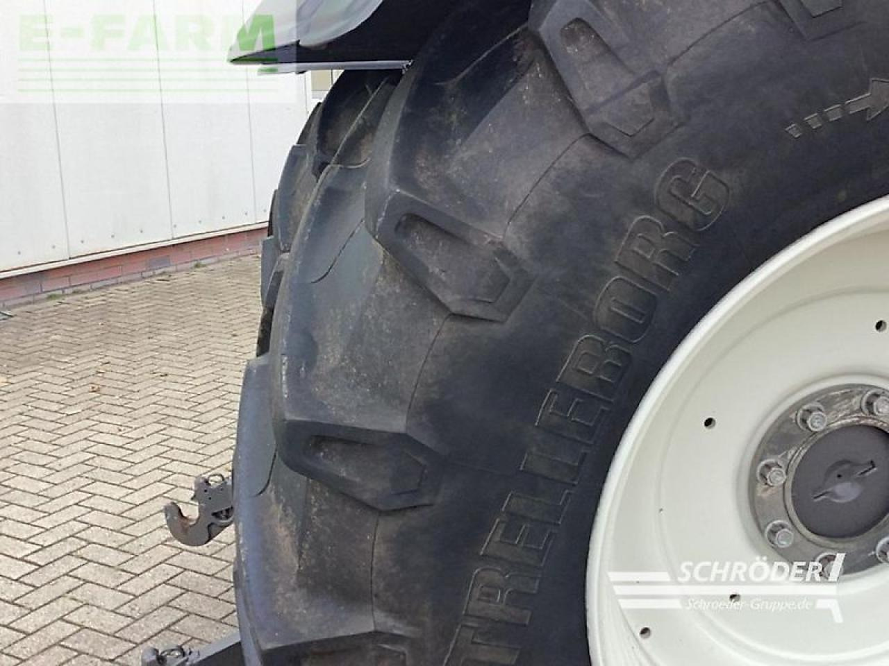 Valtra t 214 d smarttouch - Tracteur agricole: photos 5 Valtra t 214 d smarttouch - Tracteur agricole: photos 5