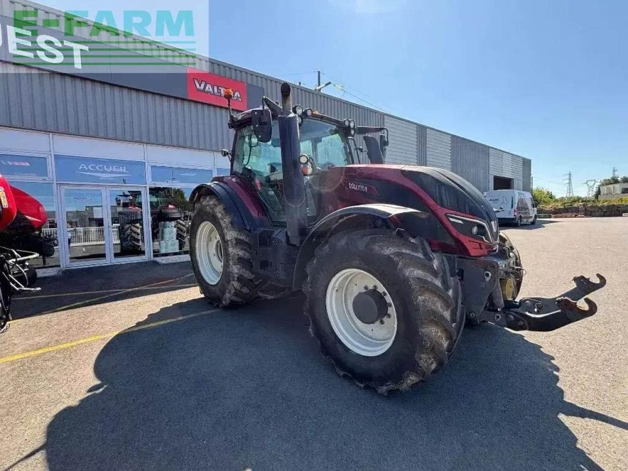 Valtra t 214d - Tracteur agricole: photos 3 Valtra t 214d - Tracteur agricole: photos 3