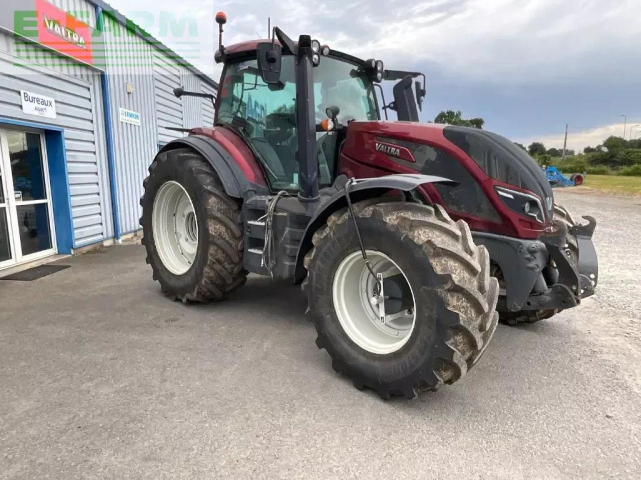 Valtra t 234 v smarttouch - Tracteur agricole: photos 3 Valtra t 234 v smarttouch - Tracteur agricole: photos 3