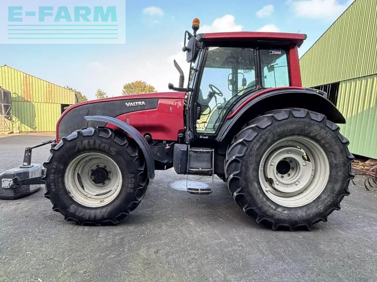 Valtra t121 hitech HiTech - Tracteur agricole: photos 1 Valtra t121 hitech HiTech - Tracteur agricole: photos 1