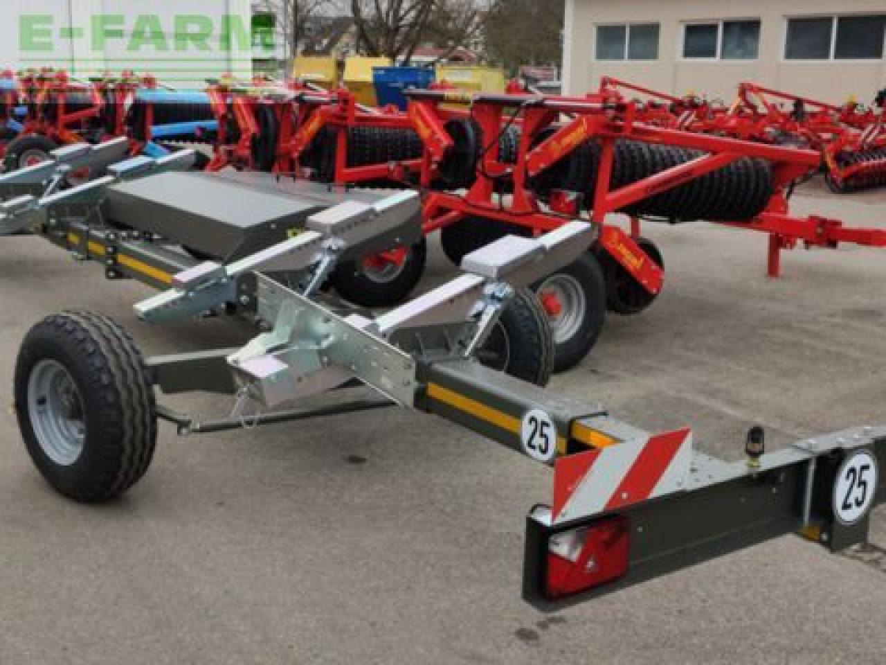 Ziegler transportwagen 4wt zu claas convio - Accessoire aux ensileuses: photos 4 Ziegler transportwagen 4wt zu claas convio - Accessoire aux ensileuses: photos 4