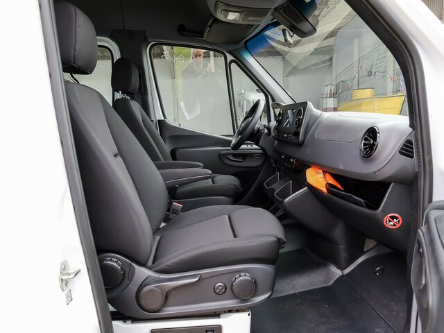 MERCEDES-BENZ Sprinter 315 CDI Maxi KombiTourer,8Sitze,Kamera - Minibus, Transport de personnes: photos 2 MERCEDES-BENZ Sprinter 315 CDI Maxi KombiTourer,8Sitze,Kamera - Minibus, Transport de personnes: photos 2