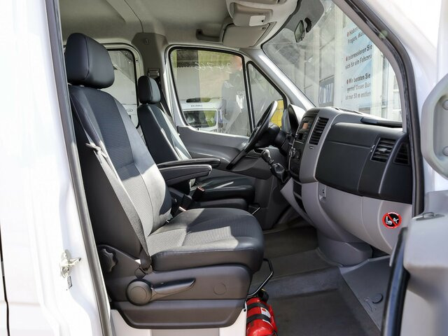 MERCEDES-BENZ Sprinter 316CDI DOKA,Allrad,AHK,Standhzg. - Utilitaire rideaux coulissants (PLSC), Utilitaire double cabine: photos 2 MERCEDES-BENZ Sprinter 316CDI DOKA,Allrad,AHK,Standhzg. - Utilitaire rideaux coulissants (PLSC), Utilitaire double cabine: photos 2