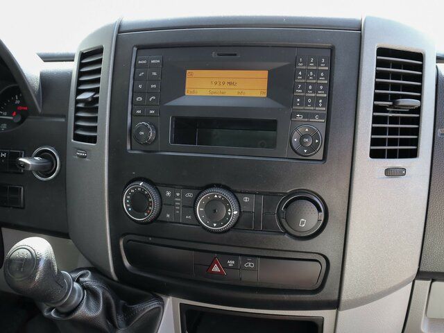 MERCEDES-BENZ Sprinter 316CDI DOKA,Allrad,Klima,Standhzg.... - Utilitaire plateau, Utilitaire double cabine: photos 5 MERCEDES-BENZ Sprinter 316CDI DOKA,Allrad,Klima,Standhzg.... - Utilitaire plateau, Utilitaire double cabine: photos 5