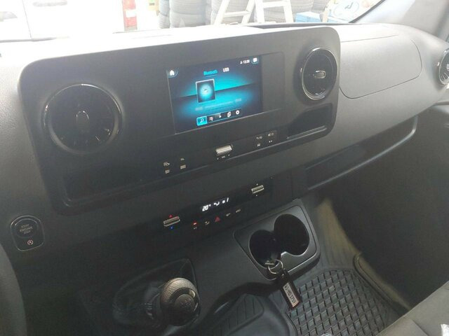 MERCEDES-BENZ Sprinter317CDI Maxi Koffer,LBW,Klima,Kamera... - Fourgon grand volume: photos 3 MERCEDES-BENZ Sprinter317CDI Maxi Koffer,LBW,Klima,Kamera... - Fourgon grand volume: photos 3