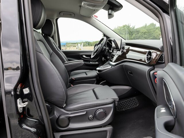 MERCEDES-BENZ V 300 Avantgarde Extralang,2xSchiebetür elektr. - Minibus, Transport de personnes: photos 5 MERCEDES-BENZ V 300 Avantgarde Extralang,2xSchiebetür elektr. - Minibus, Transport de personnes: photos 5