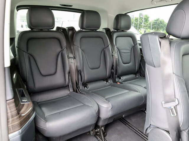 MERCEDES-BENZ V 300 Avantgarde Extralang,2xSchiebetür elektr. - Minibus, Transport de personnes: photos 3 MERCEDES-BENZ V 300 Avantgarde Extralang,2xSchiebetür elektr. - Minibus, Transport de personnes: photos 3