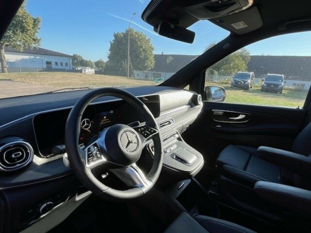 MERCEDES-BENZ V 300 Avantgarde Extralang,2xSchiebetür elektr.... - Transport de personnes: photos 4 MERCEDES-BENZ V 300 Avantgarde Extralang,2xSchiebetür elektr.... - Transport de personnes: photos 4