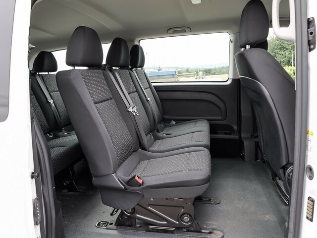 MERCEDES-BENZ Vito 114 TourerPro,Extralang,AMF Rollstuhlrampe... - Transport de personnes: photos 2 MERCEDES-BENZ Vito 114 TourerPro,Extralang,AMF Rollstuhlrampe... - Transport de personnes: photos 2