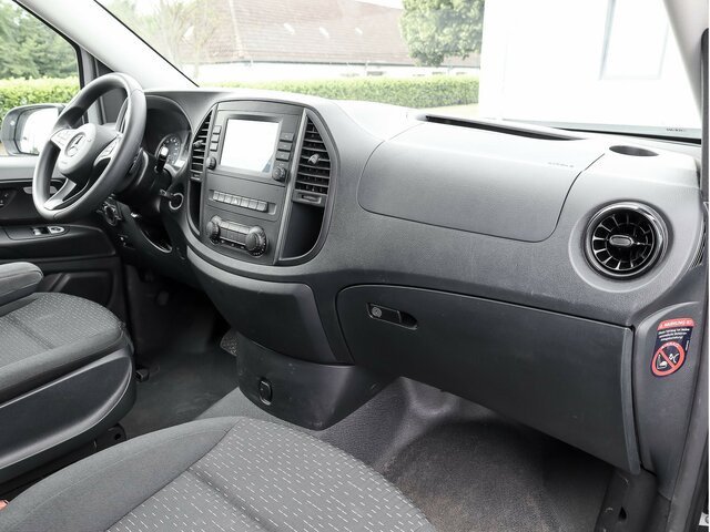MERCEDES-BENZ Vito 114 TourerPro,Extralang,AMF Rollstuhlrampe... - Minibus, Transport de personnes: photos 4 MERCEDES-BENZ Vito 114 TourerPro,Extralang,AMF Rollstuhlrampe... - Minibus, Transport de personnes: photos 4