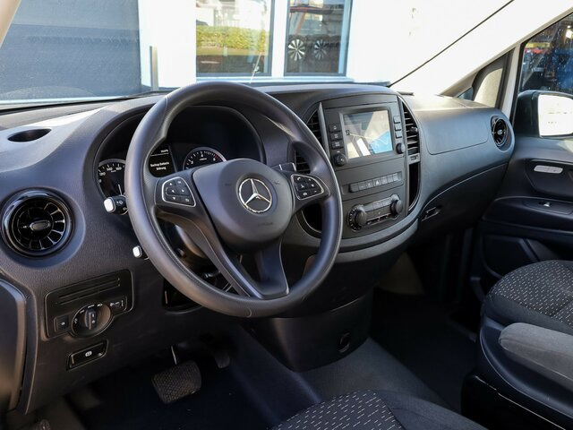 MERCEDES-BENZ Vito 114 TourerPro,lang,Automatik,8Sitze,Kamera... - Transport de personnes: photos 5 MERCEDES-BENZ Vito 114 TourerPro,lang,Automatik,8Sitze,Kamera... - Transport de personnes: photos 5