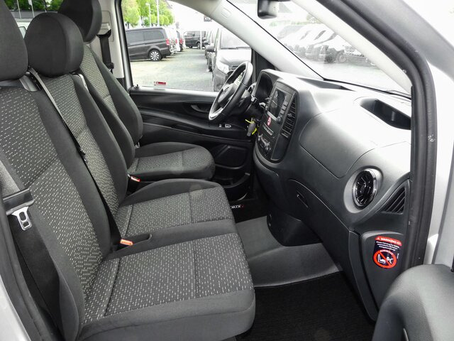 MERCEDES-BENZ Vito 116TourerPro Kombi,Extralang,2xKlima,Kamera - Transport de personnes: photos 2 MERCEDES-BENZ Vito 116TourerPro Kombi,Extralang,2xKlima,Kamera - Transport de personnes: photos 2