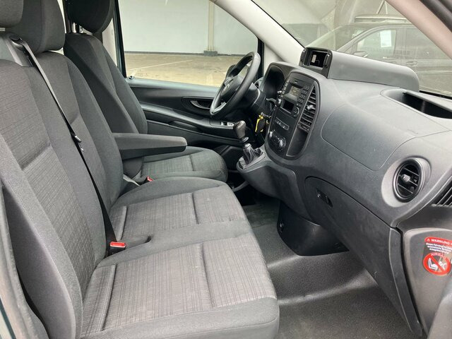 MERCEDES-BENZ Vito114 Mixto Extralang,Klima,Tempomat,Standhzg - Minibus, Transport de personnes: photos 3 MERCEDES-BENZ Vito114 Mixto Extralang,Klima,Tempomat,Standhzg - Minibus, Transport de personnes: photos 3
