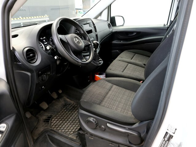 MERCEDES-BENZ Vito114CDI KA lang ,Klima,Sortimo Regalsystem... - Fourgonnette: photos 2 MERCEDES-BENZ Vito114CDI KA lang ,Klima,Sortimo Regalsystem... - Fourgonnette: photos 2