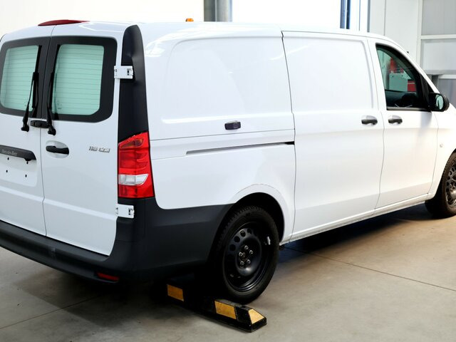 Fourgonnette MERCEDES-BENZ Vito116CDI KA lang,Automatik,Kamera,Klima...: photos 10