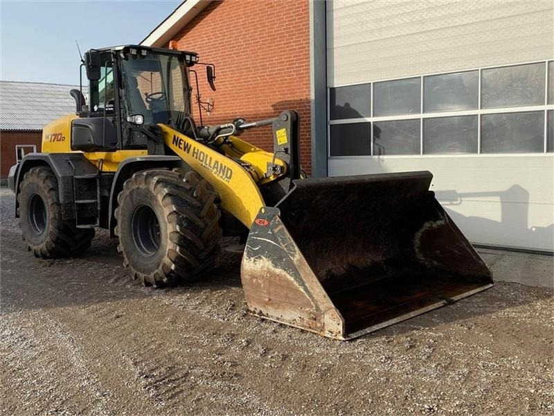 New Holland W170D - Chargeuse sur pneus: photos 5 New Holland W170D - Chargeuse sur pneus: photos 5