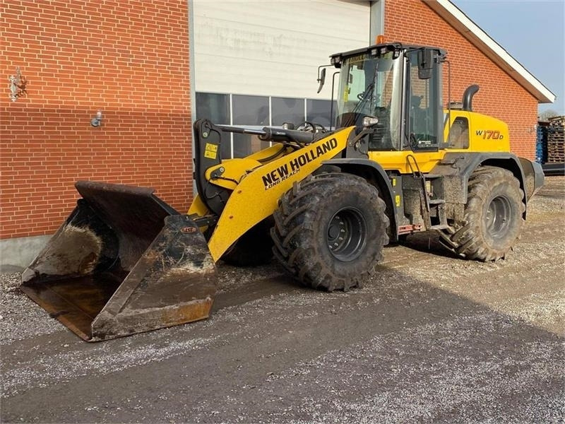 New Holland W170D  - Chargeuse sur pneus: photos 4 New Holland W170D  - Chargeuse sur pneus: photos 4