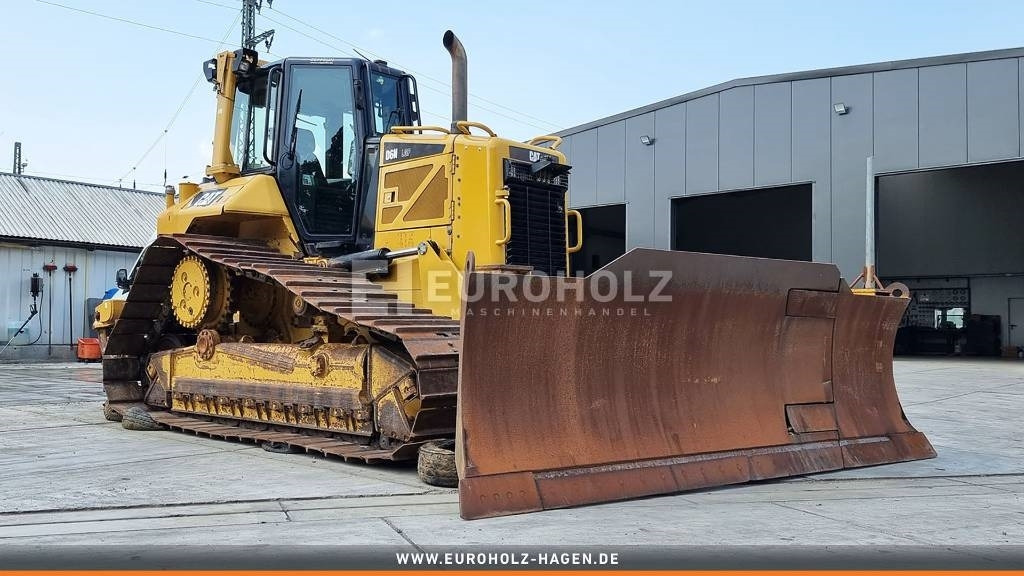 CAT D6N T4 LGP Ripper hydraulische 6-Wege-Verstellung - Bulldozer: photos 1 CAT D6N T4 LGP Ripper hydraulische 6-Wege-Verstellung - Bulldozer: photos 1