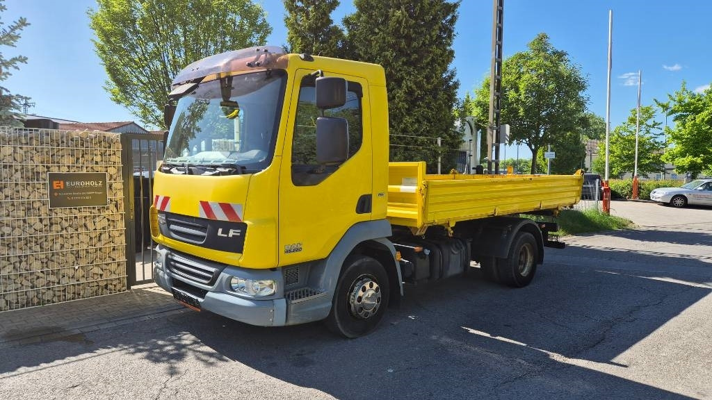 DAF Lkw 3-Seiten-Kipper Meiller 45.220, 2 x AHK, Servo  - Camion benne: photos 4 DAF Lkw 3-Seiten-Kipper Meiller 45.220, 2 x AHK, Servo  - Camion benne: photos 4