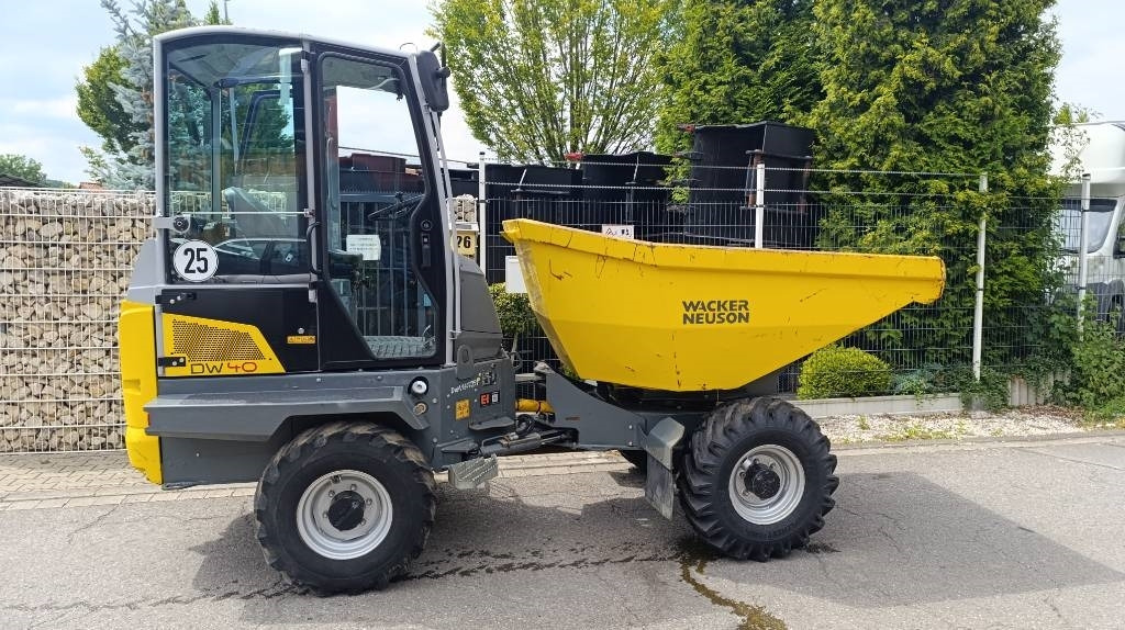 Wacker Neuson DW 40 Raddumper 2 Fahrstufen, Kabinenheizung, 4x4  - Mini tombereau: photos 1 Wacker Neuson DW 40 Raddumper 2 Fahrstufen, Kabinenheizung, 4x4  - Mini tombereau: photos 1