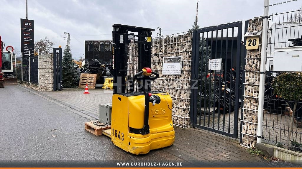Yale Gabelstapler MS16 4328, elektro, Triplex, 4300 mm - Chariot élévateur électrique: photos 4 Yale Gabelstapler MS16 4328, elektro, Triplex, 4300 mm - Chariot élévateur électrique: photos 4