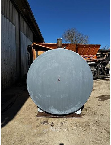 Big 5000l Dieseltankstelle, doppelwandig - Réservoir de carburant: photos 4 Big 5000l Dieseltankstelle, doppelwandig - Réservoir de carburant: photos 4