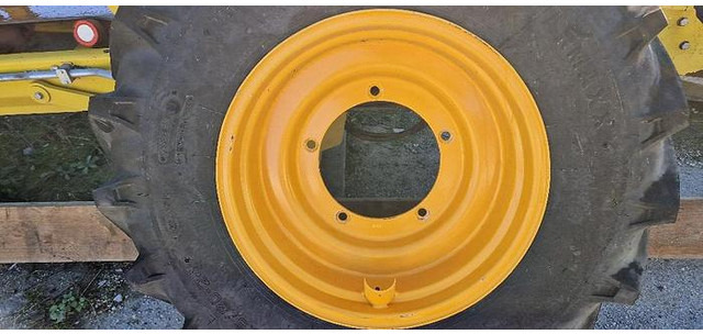 JCB Reifen Starmaxx 15.5/80-24 NEU - Pièces de rechange: photos 4 JCB Reifen Starmaxx 15.5/80-24 NEU - Pièces de rechange: photos 4